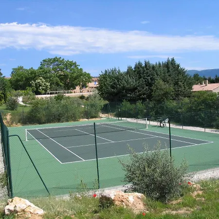 La Bastide De La Peyroliere Avec Piscine Et Tennis Face Au Luberon Apt