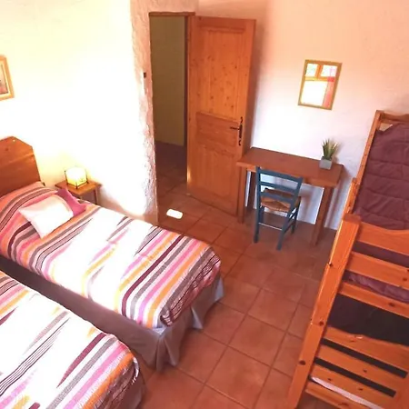 Apartment La Bastide De La Peyroliere Avec Piscine Et Tennis Face Au Luberon *