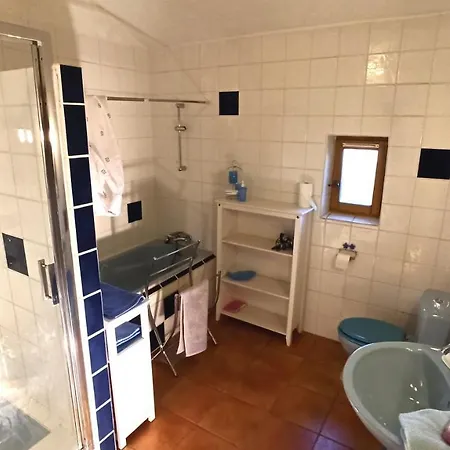 La Bastide De La Peyroliere Avec Piscine Et Tennis Face Au Luberon Apartment